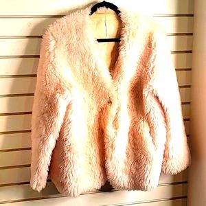 Wonderful Faux Fur Coat Size NA